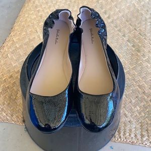 Patent leather-like flats. Black size 9.